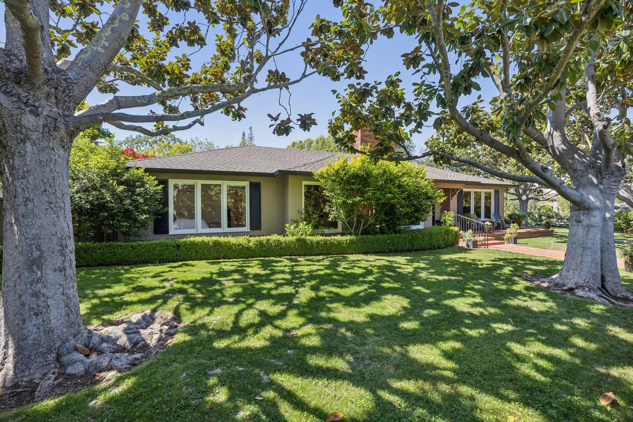 040-1800-oakdell-drive.90133.p3k.010